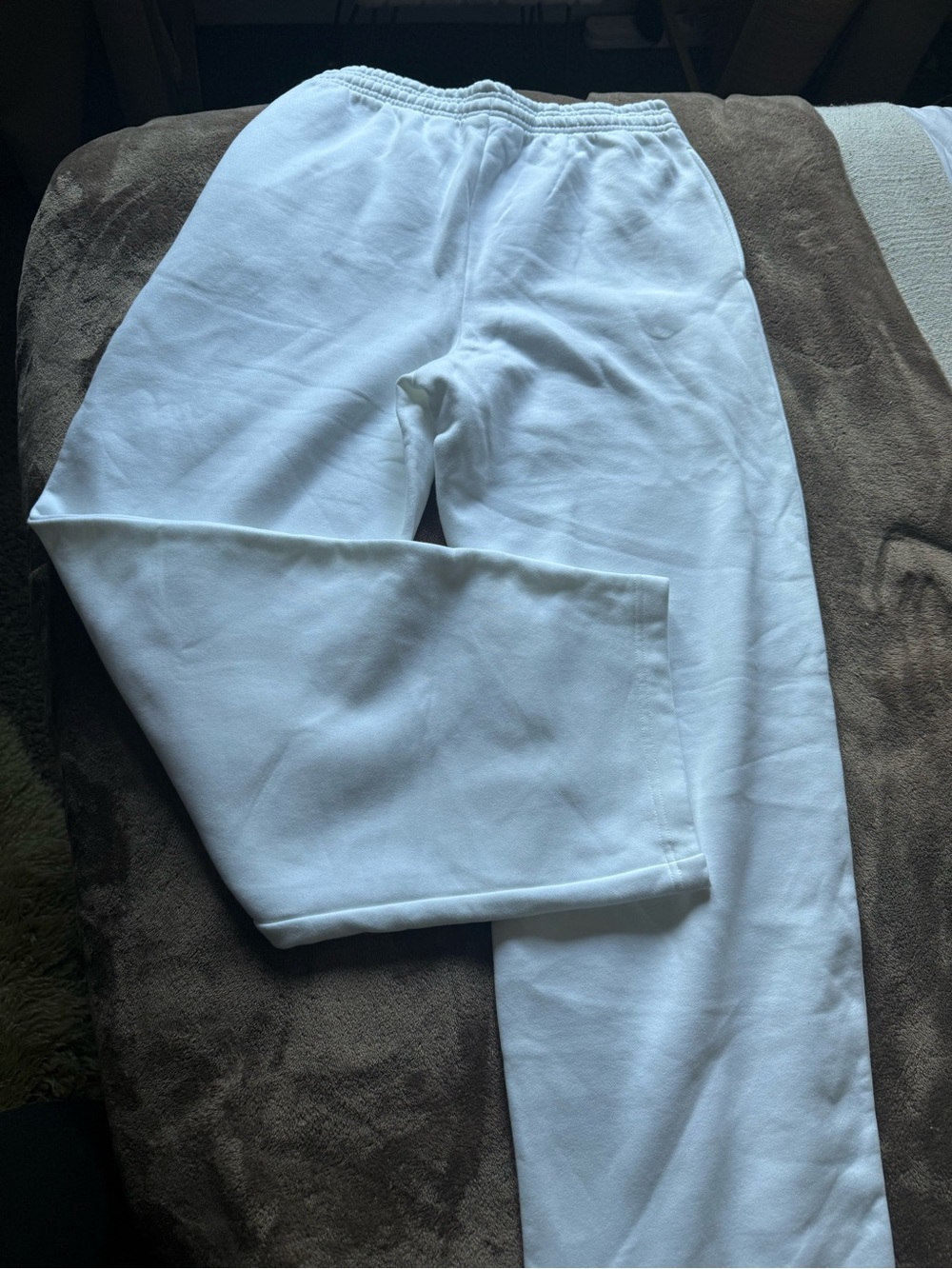 Aritzia White Sweatfleece Drawstring Sweatpants - Picture 4 of 4